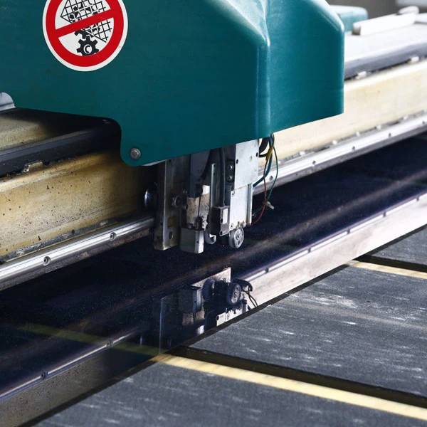 Glass cutting machine Glass cutting machine