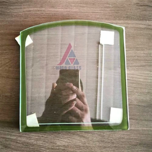 Vetro isolato a vuoto