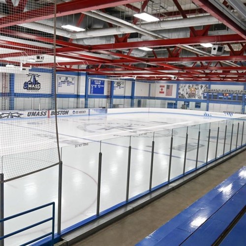 Pista di pista di pista muro di vetro