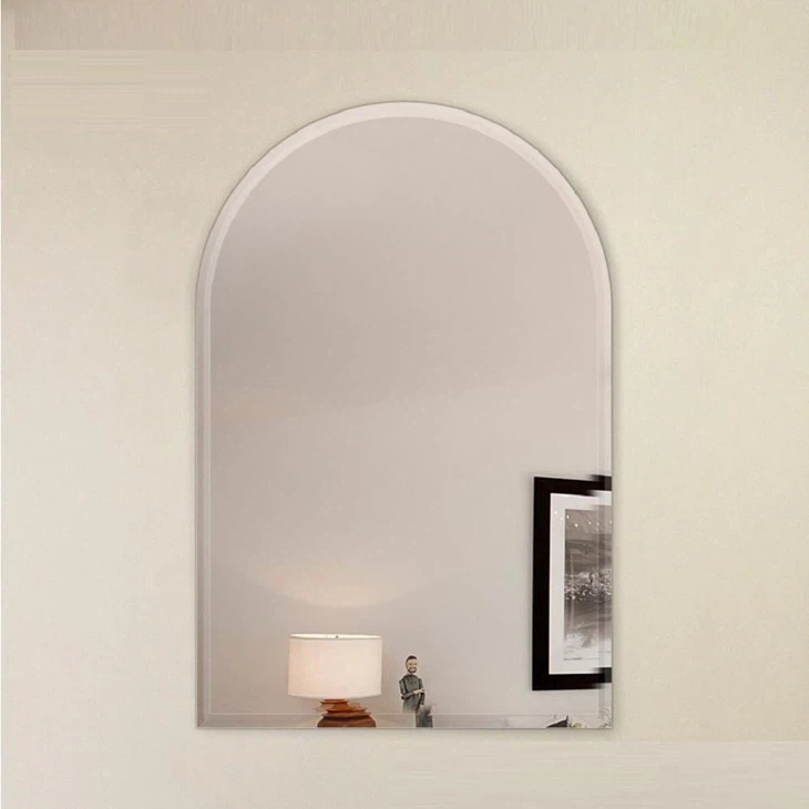 Specchio d'argento decorativo